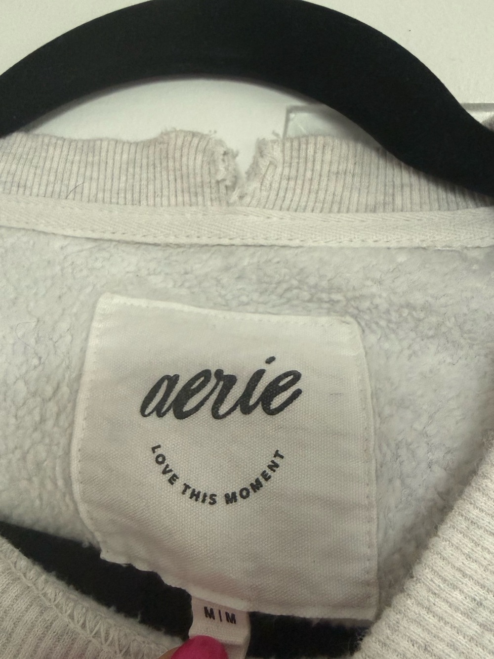 Aerie Women’s Medium Distressed Fleece Crewneck Sweatshirt Gray - Picture 2 of 6